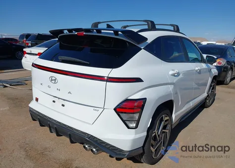 2025 Hyundai Kona N Line S z USA, uszkodzony, nr VIN KM8HB3A35SU240224